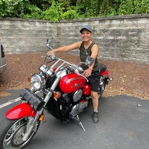 Meet your Posher, Nitza